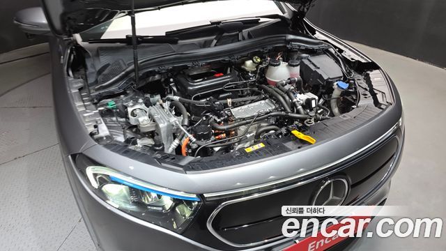 Mercedes-Benz EQA 2021 — photo 6