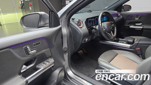 Mercedes-Benz EQA 2021 — photo 13