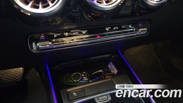 Mercedes-Benz EQA 2021 — photo 23