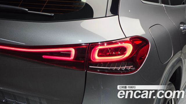 Mercedes-Benz EQA 2021 — photo 9