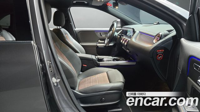 Mercedes-Benz EQA 2021 — photo 16