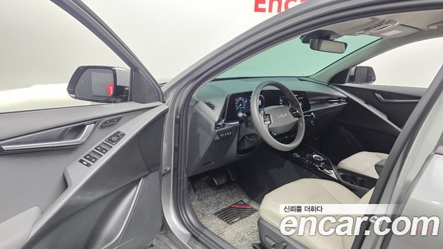 Kia Niro 2024 — photo 13
