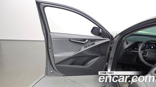 Kia Niro 2024 — photo 14