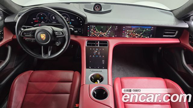 Porsche Taycan 2021 — photo 7