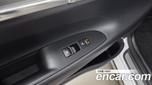 Hyundai Grandeur 2022 — photo 24