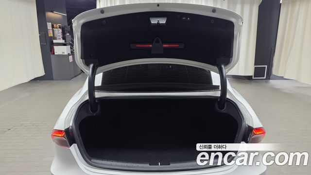 Hyundai Grandeur 2022 — photo 26