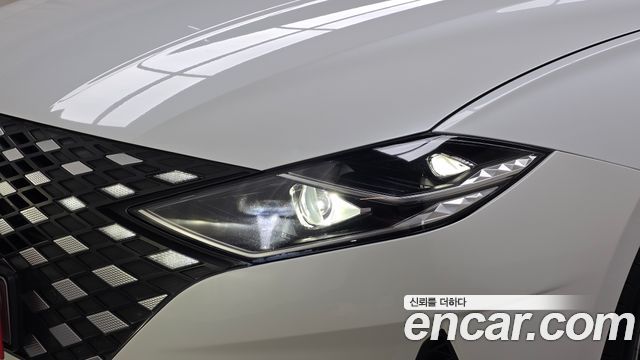 Hyundai Grandeur 2022 — photo 8