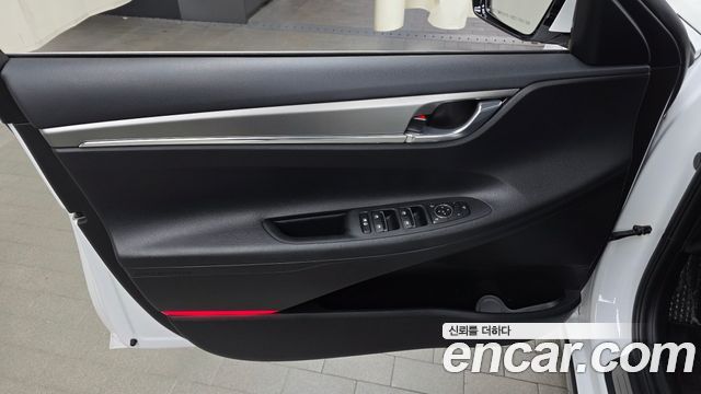 Hyundai Grandeur 2022 — photo 14
