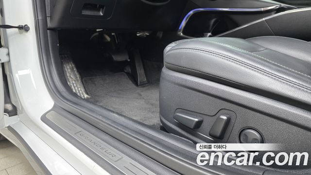 Hyundai Grandeur 2022 — photo 33