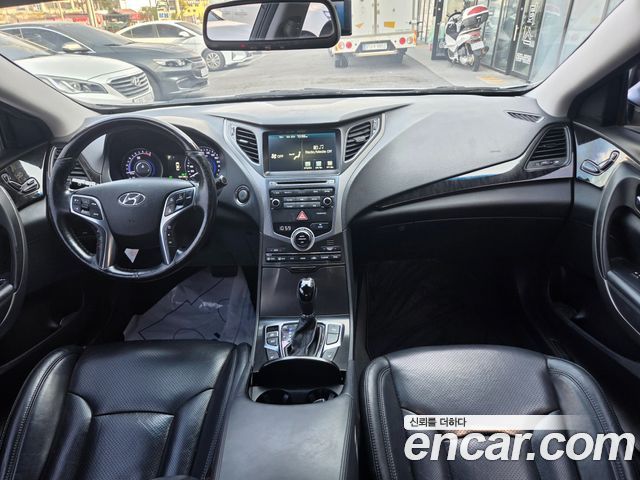 Hyundai Grandeur 2016 — photo 11