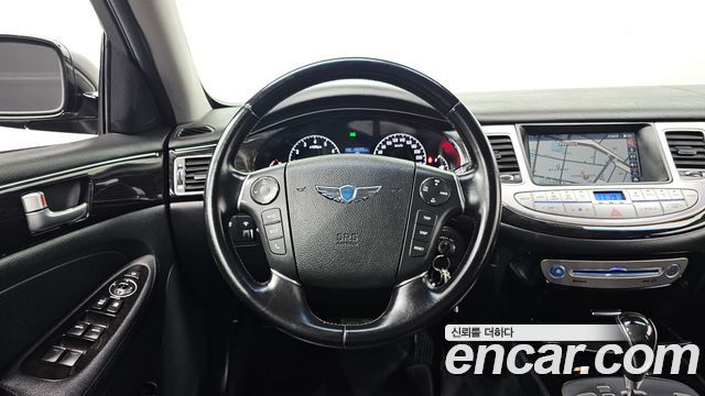 Hyundai Genesis 2012 — photo 13