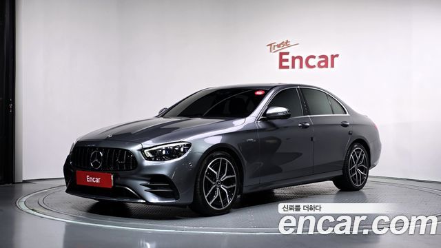 Mercedes-Benz E-Class 2021 — photo 1