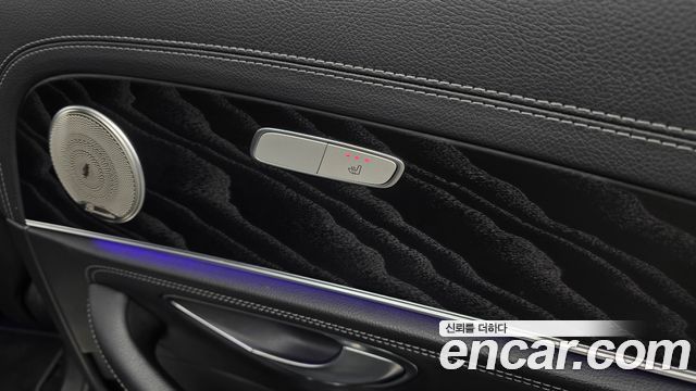 Mercedes-Benz E-Class 2021 — photo 18