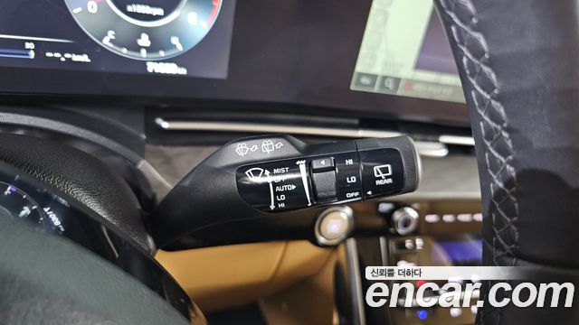 Kia Canival 2023 — photo 12