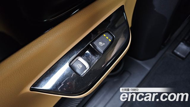 Kia Canival 2023 — photo 19
