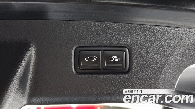 Kia Canival 2023 — photo 20
