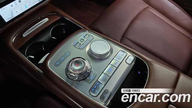 Genesis G90 2022 — photo 9