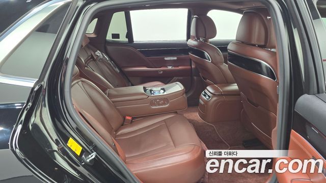 Genesis G90 2022 — photo 11