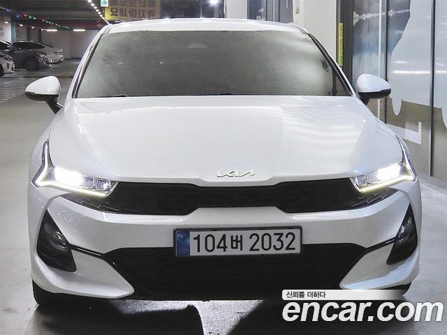 Kia K5 2023 — photo 2