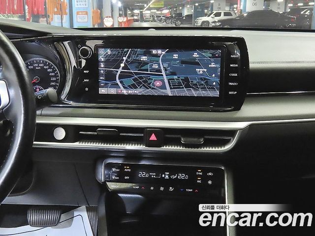 Kia K5 2023 — photo 11