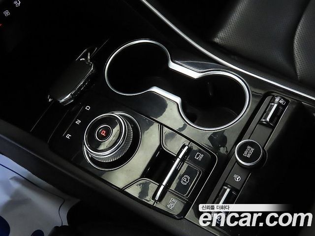 Kia K5 2023 — photo 12