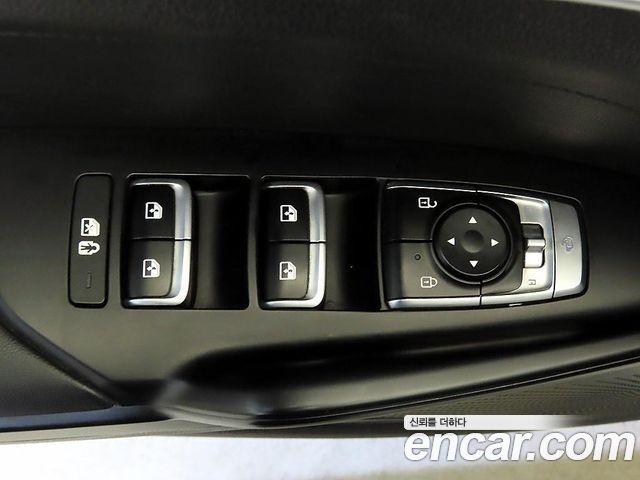 Kia K5 2023 — photo 13