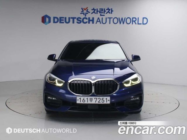 BMW 1-Series 2020 — photo 3