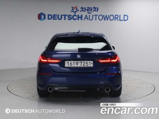 BMW 1-Series 2020 — photo 4