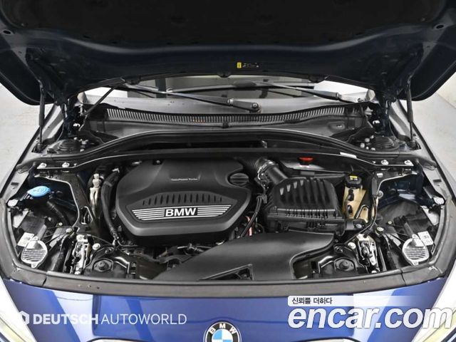 BMW 1-Series 2020 — photo 6