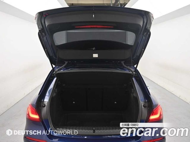 BMW 1-Series 2020 — photo 19