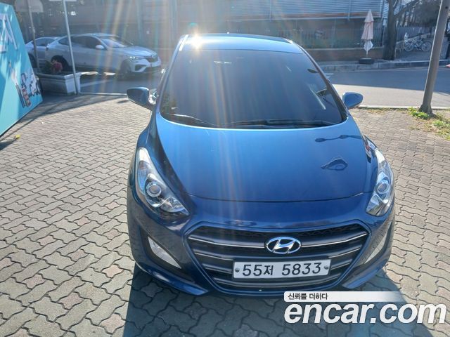 Hyundai i30 2016 — photo 1