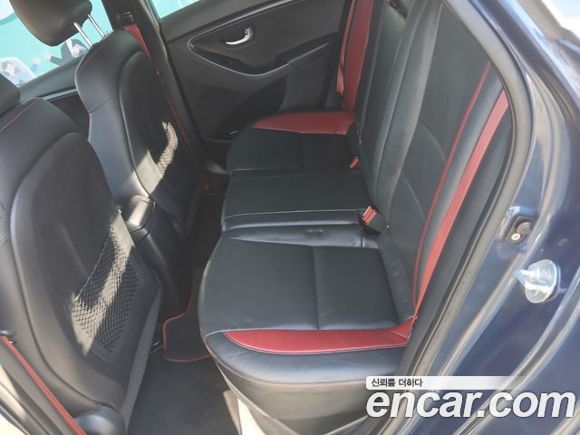 Hyundai i30 2016 — photo 7
