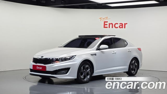 Kia K5 2012 — photo 1