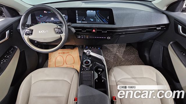 Kia EV6 2022 — photo 10