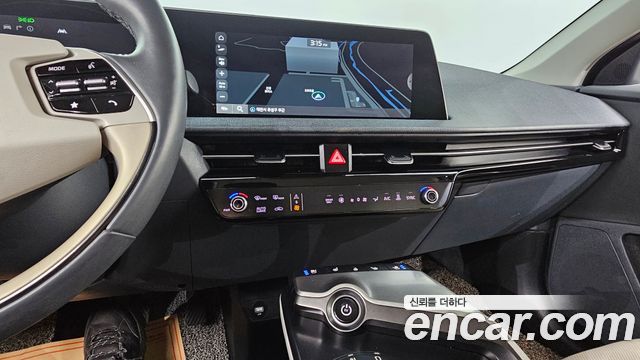 Kia EV6 2022 — photo 20