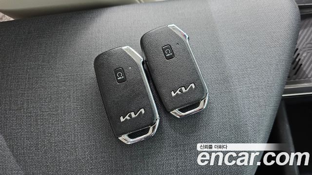 Kia EV6 2022 — photo 24