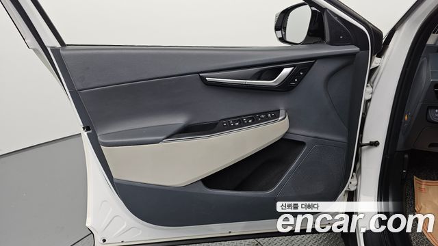 Kia EV6 2022 — photo 14