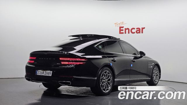 Genesis G80 2022 — photo 2