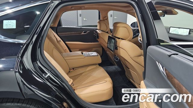 Genesis G80 2022 — photo 17