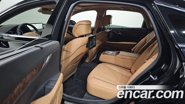 Genesis G80 2022 — photo 18