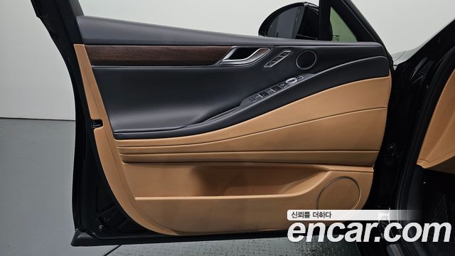 Genesis G80 2022 — photo 14