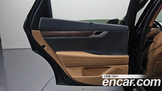 Genesis G80 2022 — photo 15
