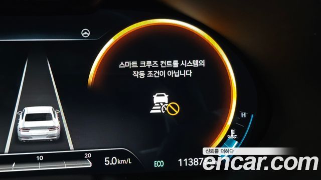 Genesis G80 2022 — photo 28