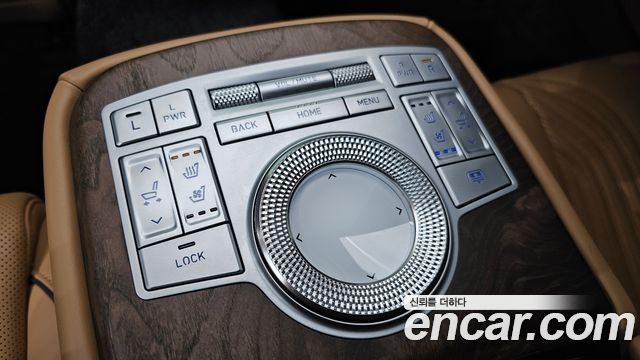 Genesis G80 2022 — photo 36