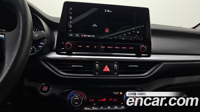 Kia K3 2022 — photo 17
