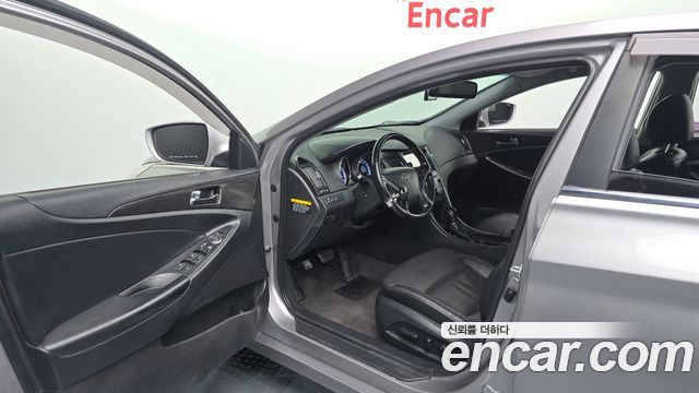 Hyundai Sonata 2014 — photo 13