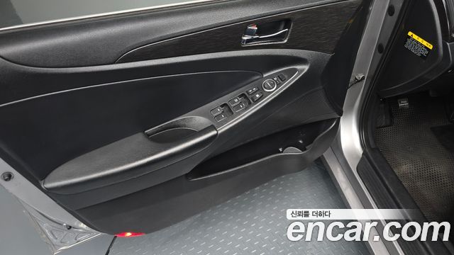 Hyundai Sonata 2014 — photo 14