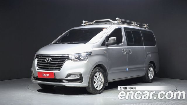 Hyundai Starex 2019 — photo 1