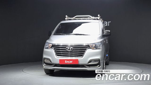 Hyundai Starex 2019 — photo 3