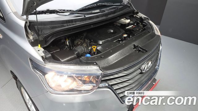 Hyundai Starex 2019 — photo 6